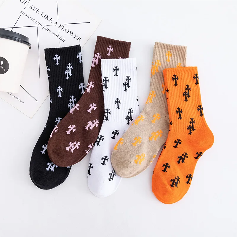 2023 New Korea Harajuku Socks Female Embroidery Cross Sports Casual Socks Fashion Simple Love Pattern Cotton Socks