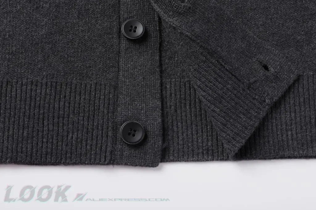 2023 New Popular Three-Color Striped Men's Cardigan Coat,Trendy Striped Men's Cardigan Coat - Wool Knitwear,Sweater Cardigan