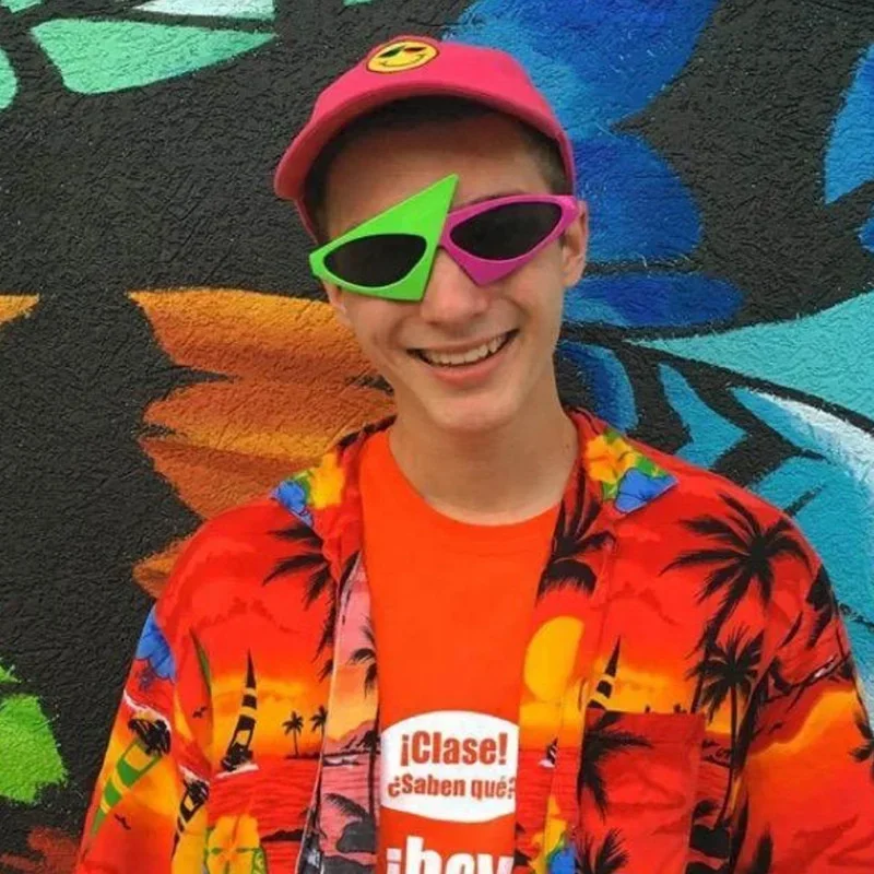 

JIT Unique Design Novelty Glasses Green Pink Contrast Funny Roy Purdy Glasses Hip Hop Asymmetric Triangular Sunglasses Party