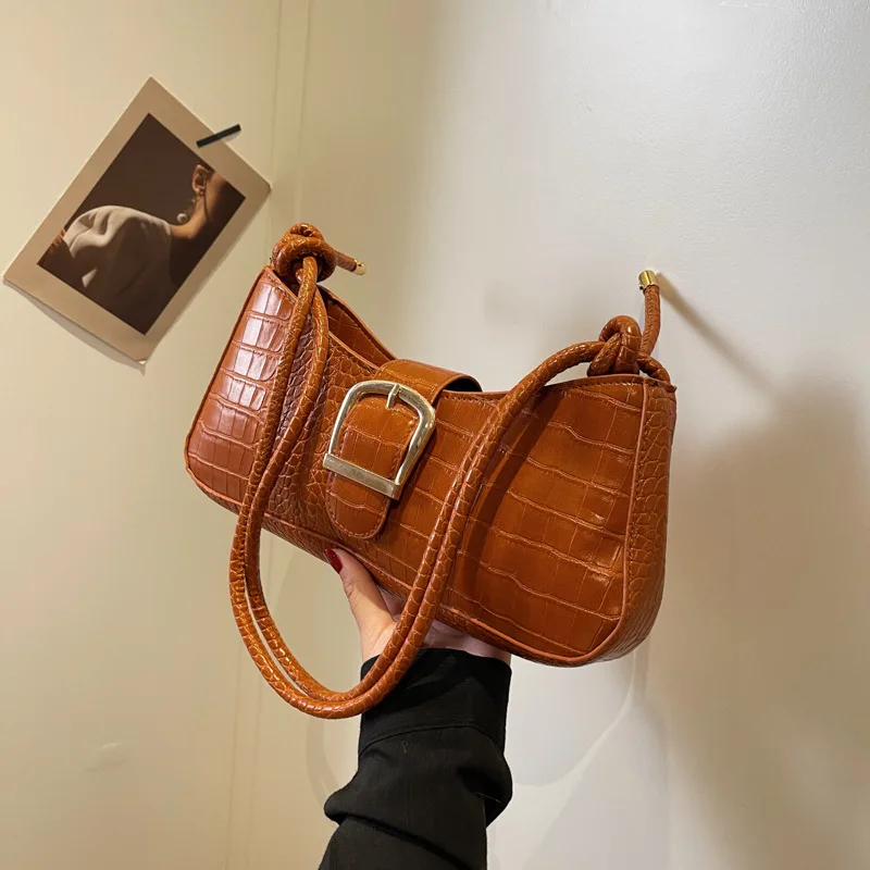 Рисунок 3 - Сумка через плечо женская с французской текстурой