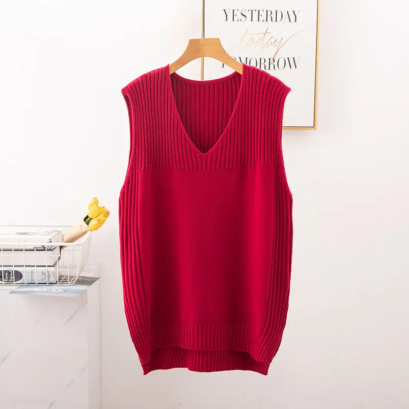 

2022 Spring New V-neck Solid Color Seelveless Lady Knit Sweater Streetwear Fashion Loose Wild Outgoing Female Vest Red