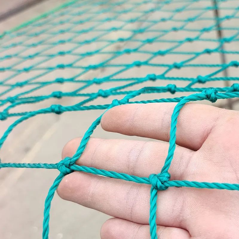 Description Picture 2 of item36 Strands 10cm Cell Plant Climbing Net -Heavy Duty Garden Trellis Netting Plant Netting for Cucumber Vine, Fruits & Vegetable