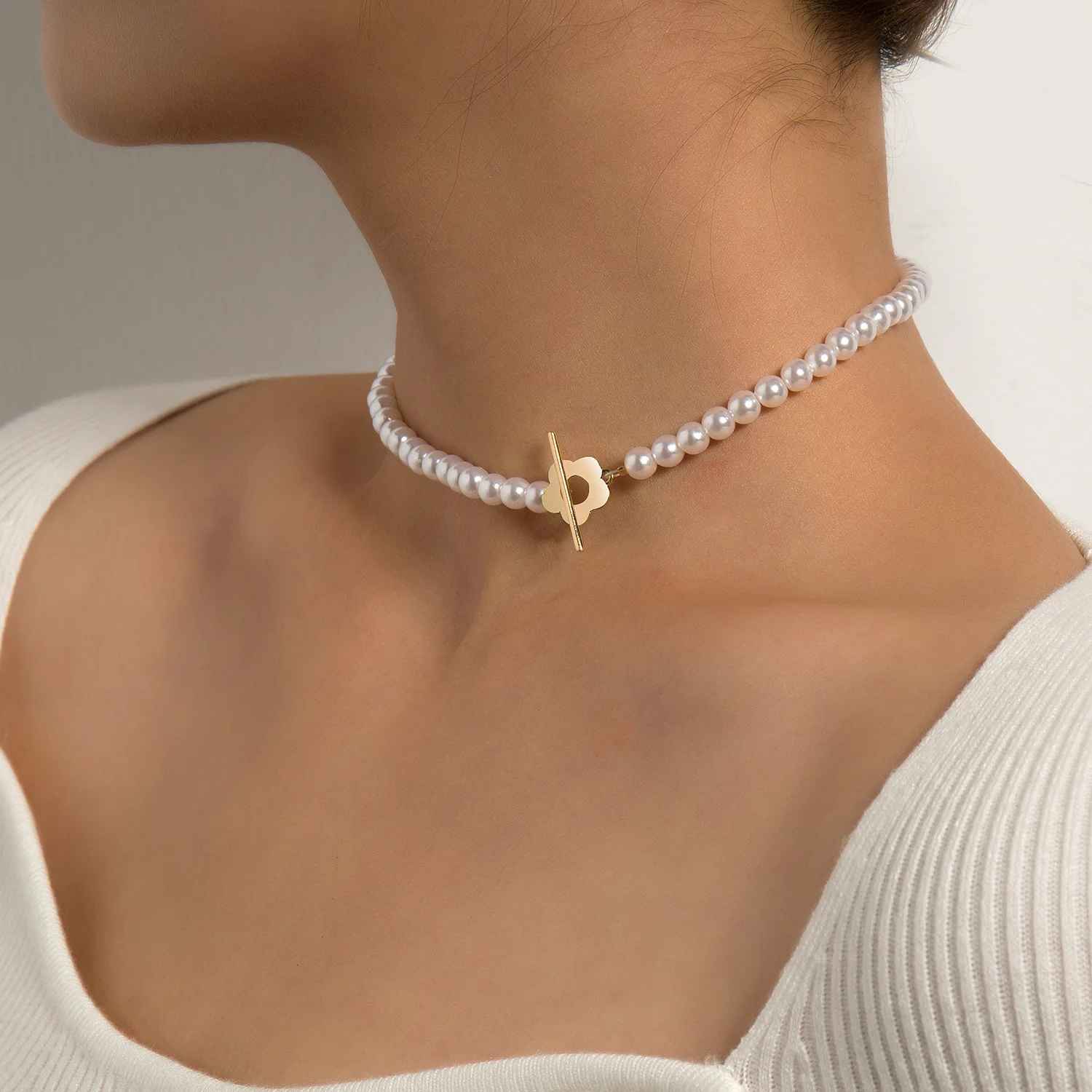 

Pearl Necklace For Women Fashion Simple OT Clasp Y2k INS style Boho Flower Choker Necklaces Geometric Bead Jewelry Collar Chain