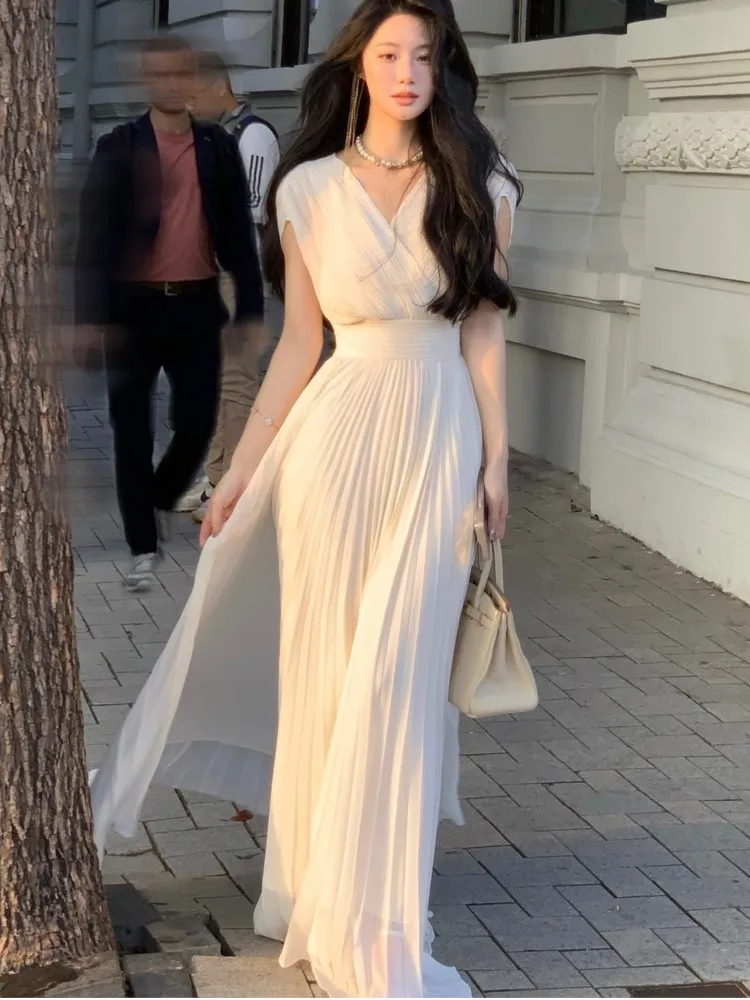 

Женское длинное платье с V-образным вырезом, без рукавов