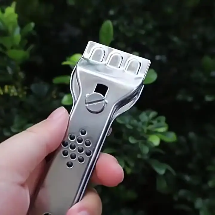 Скребок для чистки стен и пола из нержавеющей стали