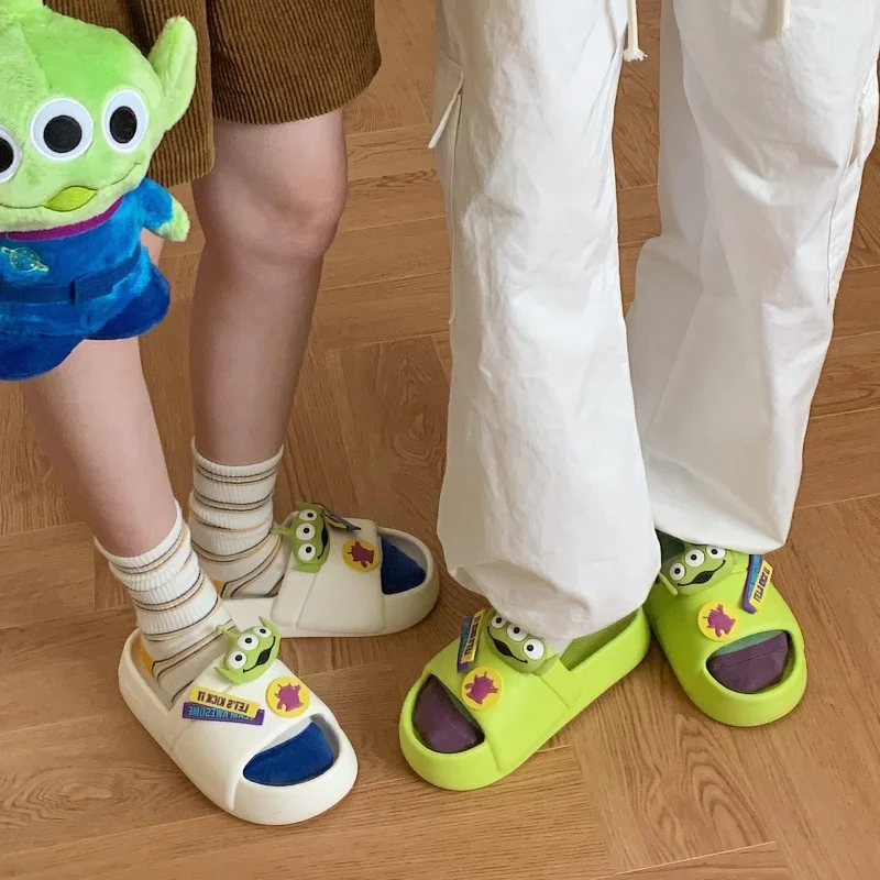 MINISO Disney Alien Slippers Kawaii Printing Summer Outdoor Sandals Cartoon Wear-Resistant Anti-Slip Women Fashion Home Slippers 2