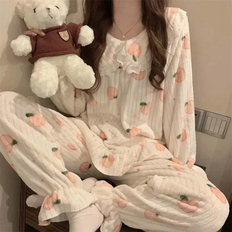 Warm Sleepwear Small Bear Peach Coral Velvet Two-Piece Set Women Pajamas Autumn and Winter Thickening Home Wear School Sleepwear