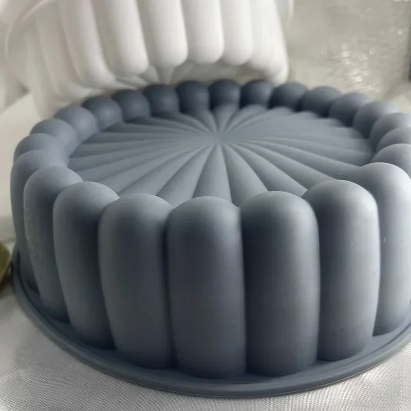 Round Silicone Cake Mold Sunflower Shaped Baking Pan Large Tool Embryo Making Molds Household Kitchen Convenience Small Tools