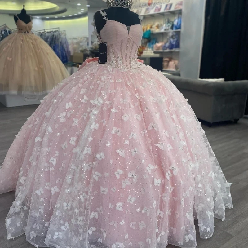 

Pink Shiny Spaghetti Strap Princess Quinceanera Dresses 2024 Beads Crystal Bow Sweet Lace-Up 16 Dress Vestido De 15 Años