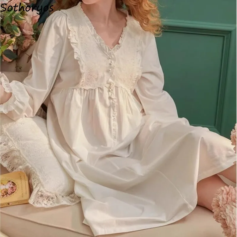 

Nightgowns Women Lace Long Sleeve Princess Pleated Solid Ruffles Simple Sleepshirts Outwear Sleepwear Lady Stylish Vintage Cozy