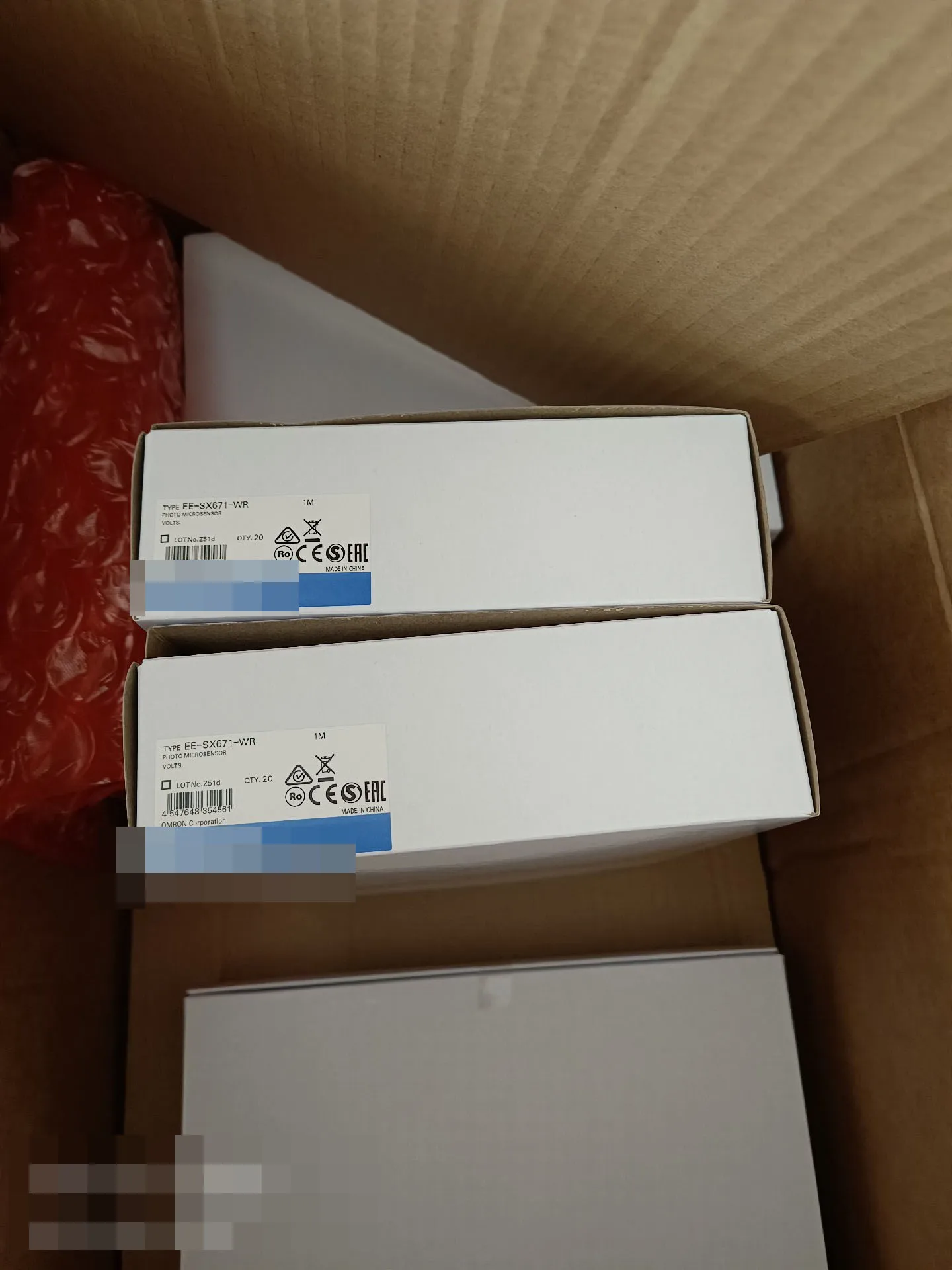 

1 шт. новый оригинальный телефон