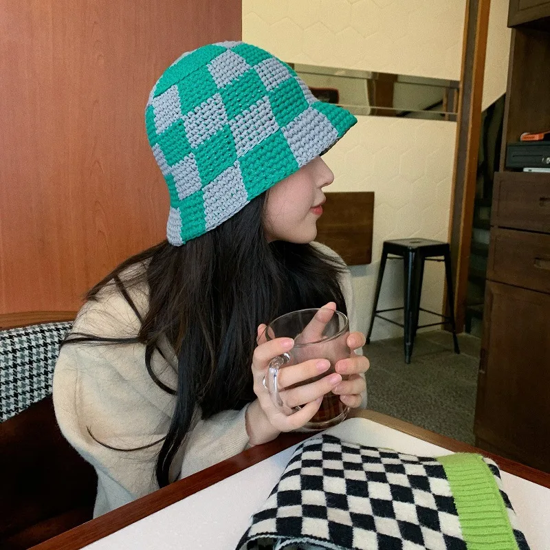 

Autumn and Winter Ins Contrasting Color Plaid Bucket Hats for Women Korean Showing Face Small Pullover Fashion Knitted Hats Men