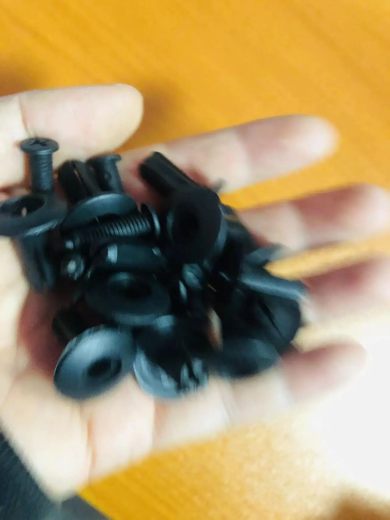 

Plastic screw