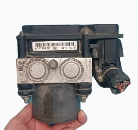 Automobile Brake Master Cylinder For BYD F3 F0 F6 SURUI G3 G5 L3 M5