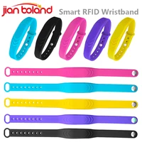 3PCS Waterproof RFID 125khz 13.56MHz Access Control Silicone Wristband Smart Bracelet Tag 4 Chips Readable Writable Optional 1