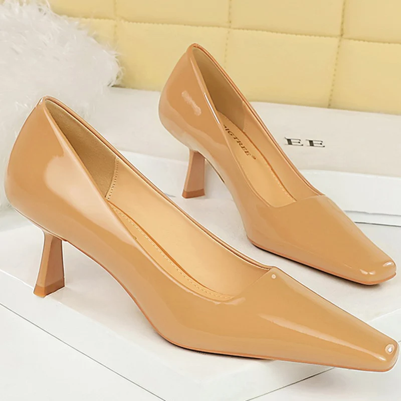 ElegantWomenGlossyLeatherSquareToePumps6cmHighHeelsLadyStilettoMiddleHeelsWedding
