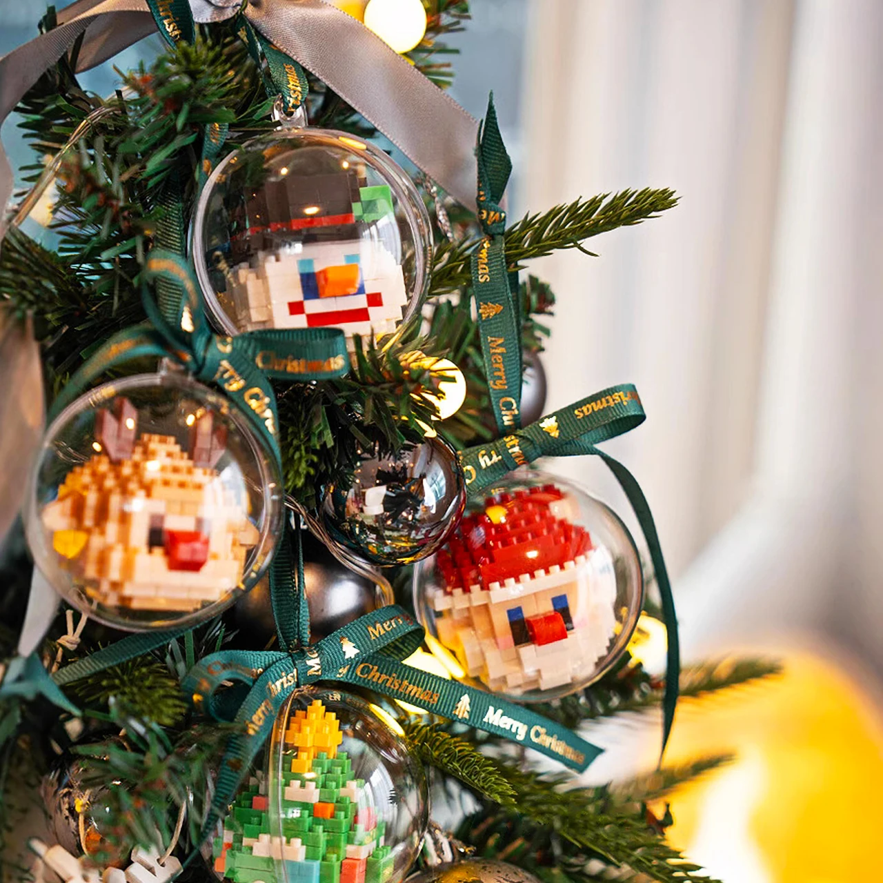 Christmas Tree Decor Santa Building Blocks Christmas Gift Decorative Ball Pendants Toys Elk Snowman Mini Diy Set for Kids Gift