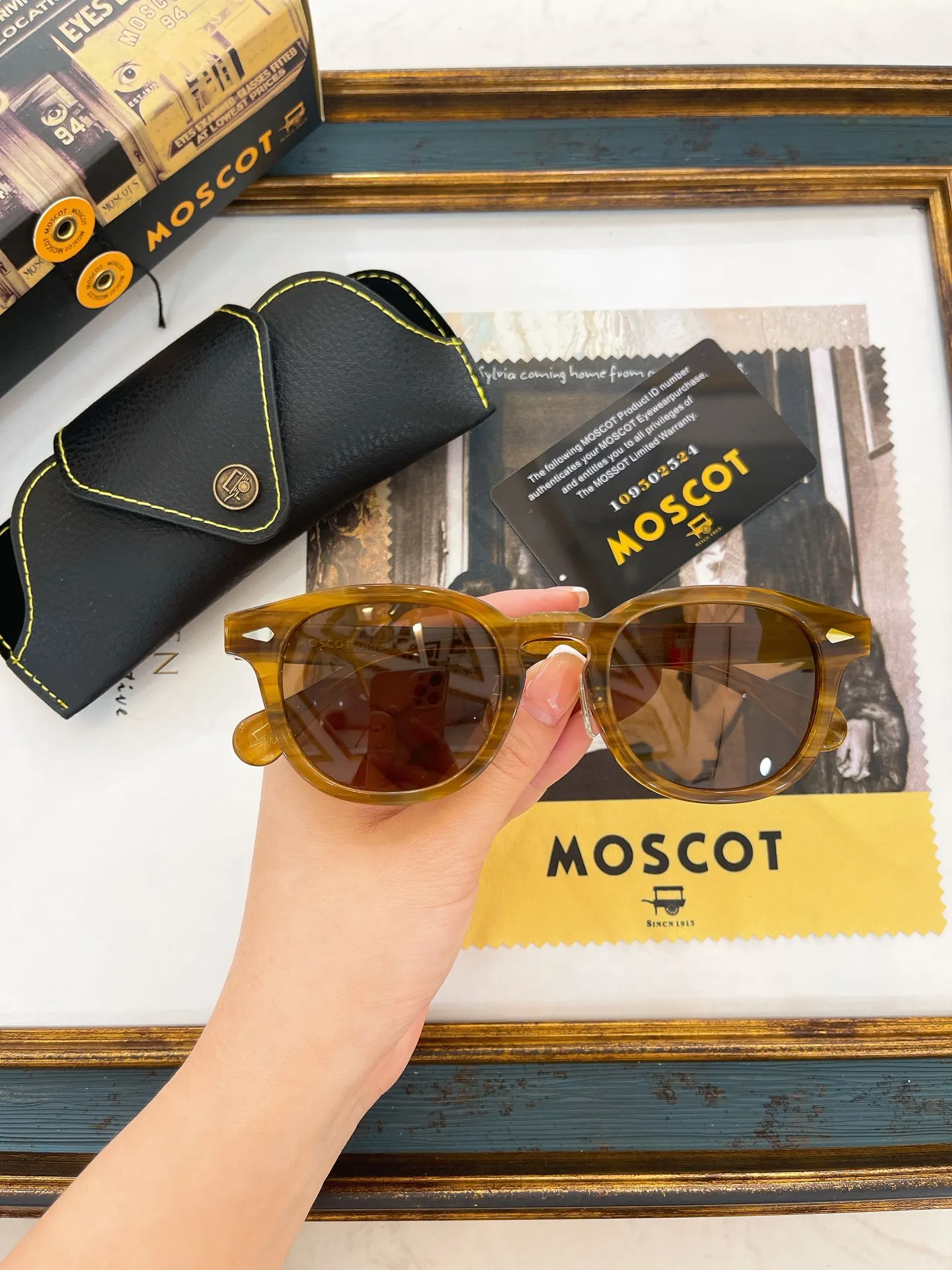 

MOSCOT Size：49mm Brand Desinger Fashion Men Sunglasses Luxury Vintage Polarized LEMTOSH Johnny Depp Women Sun Glasses No Case