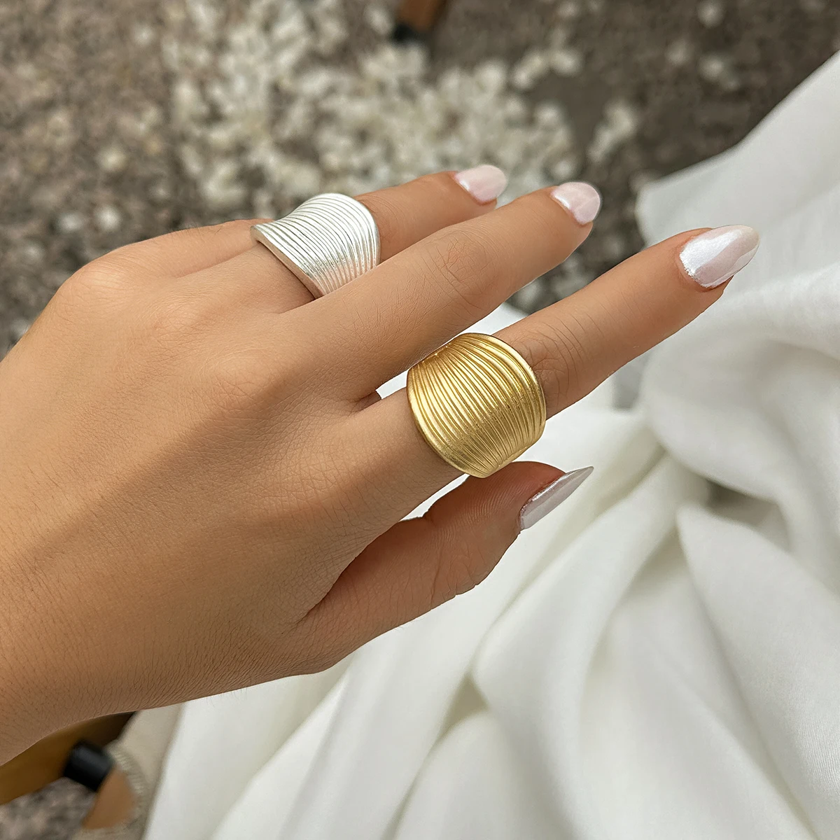 Ingemark 2Pcs Punk Metal Chunky Open Rings for Women Vintage Geometric Adjustable Finger Nail Ring Couple Wed Accessories Gift