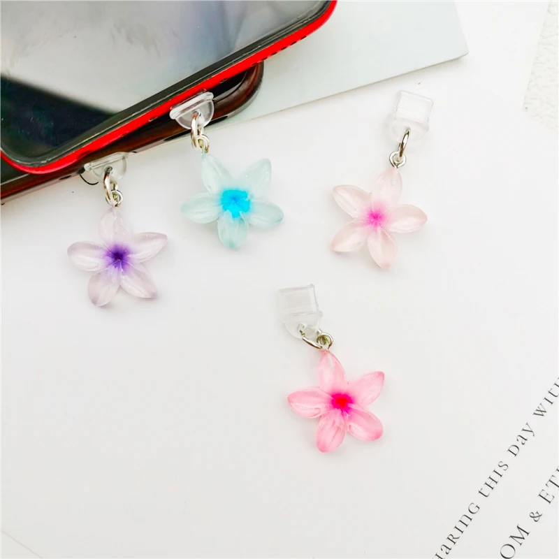 1/2/4pcs 귀여운 달콤한 다채로운 꽃 전화 먼지 방지 액세서리 장 펜던트 아이폰 및 타입-C 충전 포트용