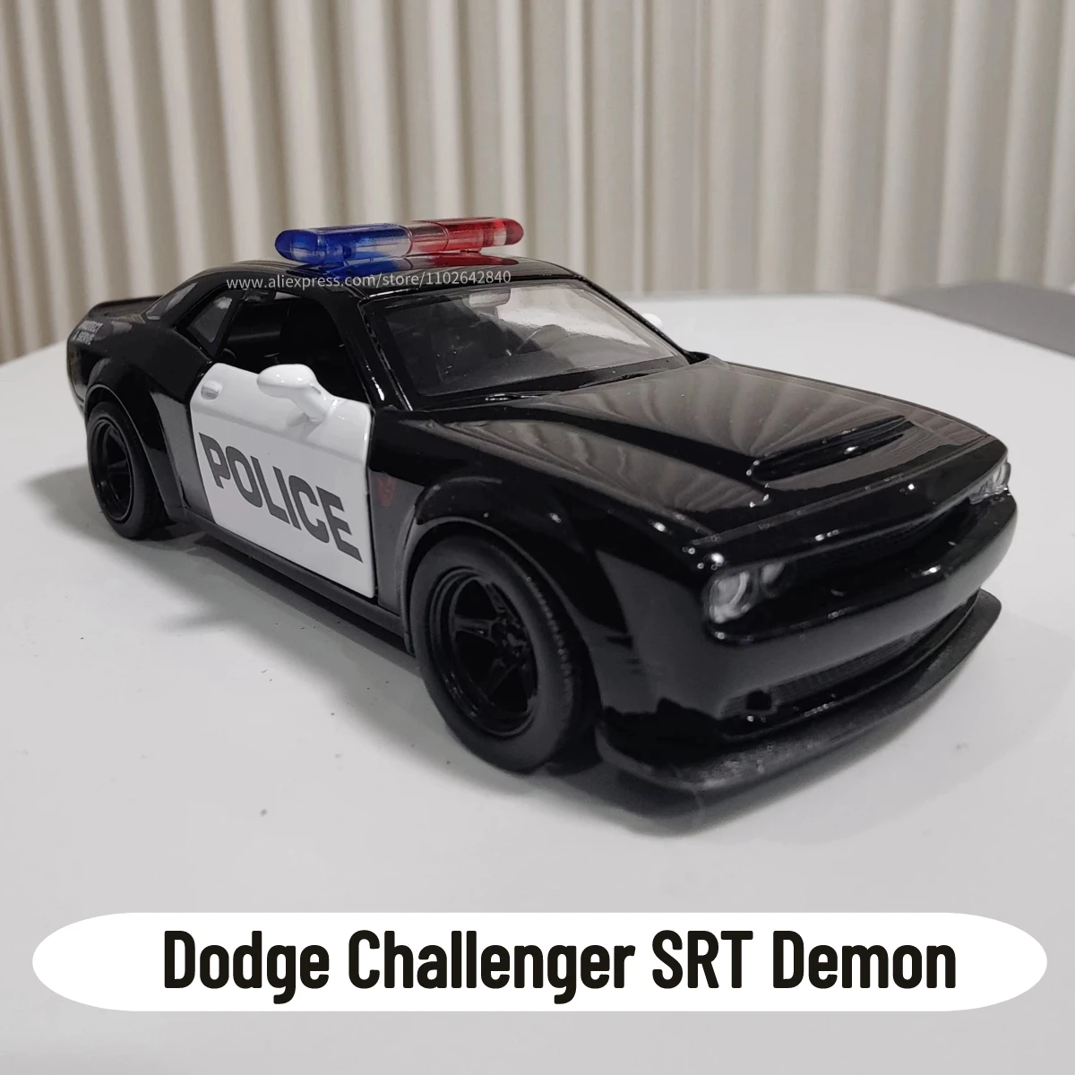 1/36 Scale Car Model Dodge Challenger SRT Demon Replica Diecast Collection Vehicle Interior Decor Ornament Xmas Gift Kid Boy Toy 1 32 scale jada 2011 dodge challenger srt8 diecasts