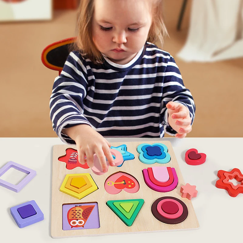 Рисунок 3 - Деревянные игрушки Монтессори