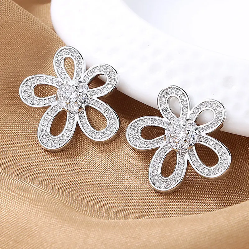 

2023 New 20MM S925 Sterling Silver Earrings Fine Flower Zircon Stud Earrings For Women Fashion Engagement Jewelry Gifts