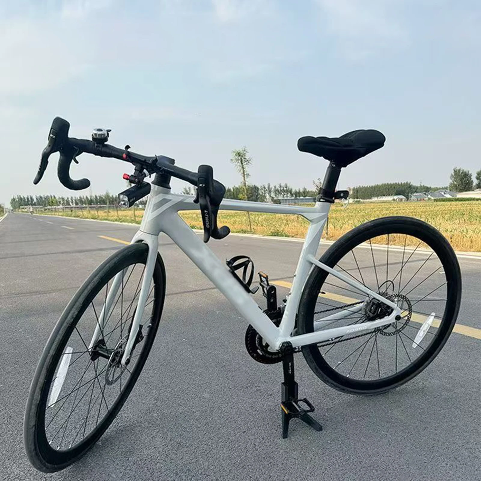 Bicycle Kickstand MTB Mountain Road 26inch Bike pedal Support Stand Rear Kick Stand Support Holder for Road Mountain Bikes