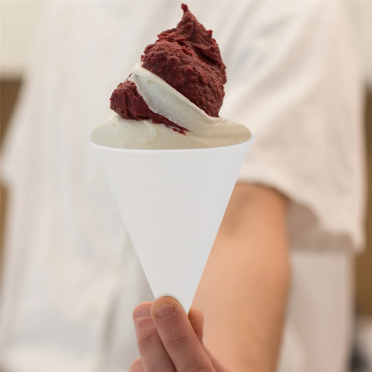 White Paper Cone Cups, Snow Cone Cups,Coated Leakproof Paper Cups for , Shaved Ice, Water 200Pcs