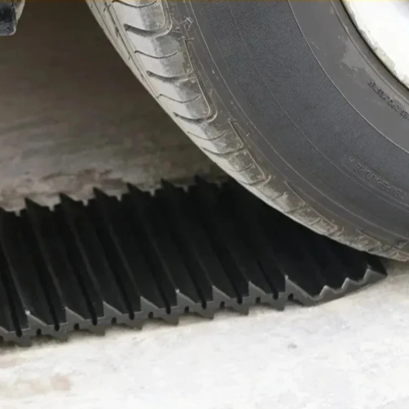 Universal Car Wheel Anti-Skid Tire Traction Mat 4