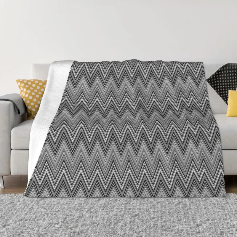 Home Zig Zag Patterns Coperte Bianche Grigie Flanella Calda Boho Chic Coperta A Zig-Zag Per Letto Tappeto Da Viaggio Pezzo