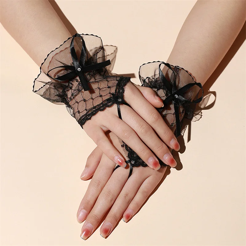 Gothic Short Black Gloves Female Harajuku Lace Bridal Wedding Halloween Lolita Dress Net Gauze Bow Hand Sleeve Fishnet Gloves lace gloves