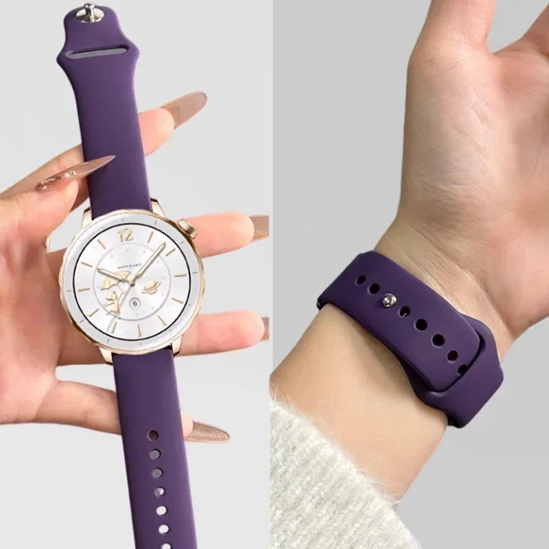 Women's Silicone Bracelet, Adjustable 18mm, 20mm, 22mm Strap - Elegant and Versatile Design