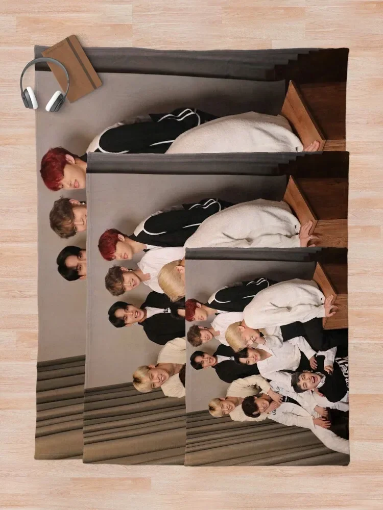 Ateez ����� ������ ���, ũ�������� ��� ħ�� ����, ��Ƽ�� ��� ħ��, ���� ���