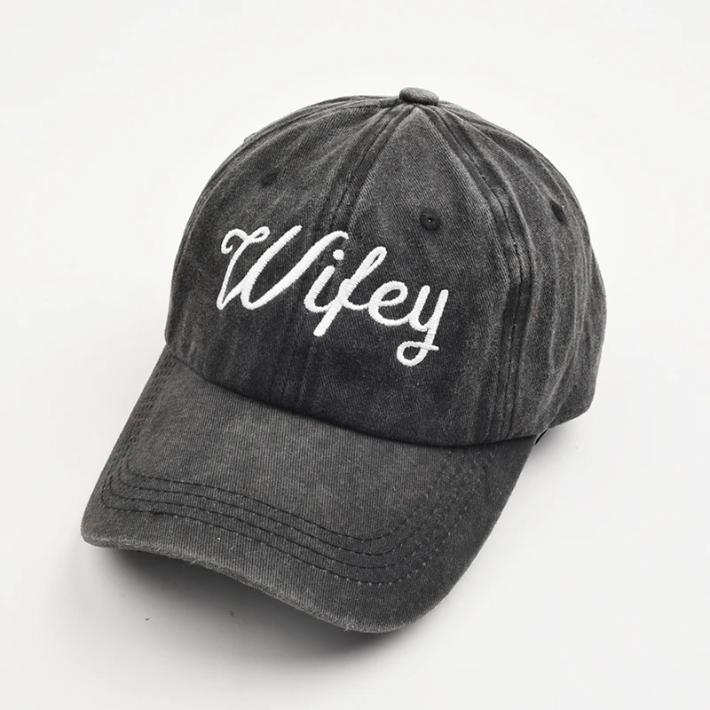New Embroidery Wifey Hubby Women Baseball Cap Outdoor Fashion Lovers Adjustable Truck Hat for Men Hip Hop Snapback Dad Caps 3