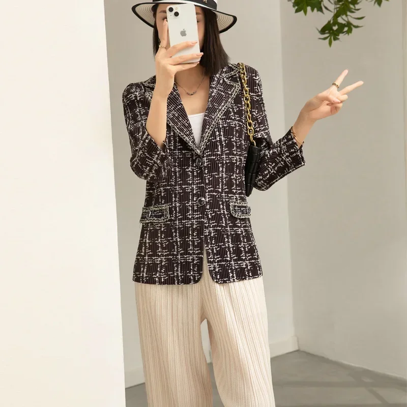Miyake Pleated Suit Jacket Women 2024 Spring and Autumn New Fashion Commuter Single-breasted Printed Fashion Versatile Short Top