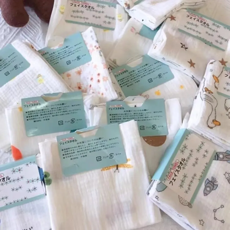 4 Pcs Absorbent Washcloth Facecloth Infant Wash Hand Face Wipes Baby Cotton Baby Towels Handkerchief Muslin Cloth Feeding Bib