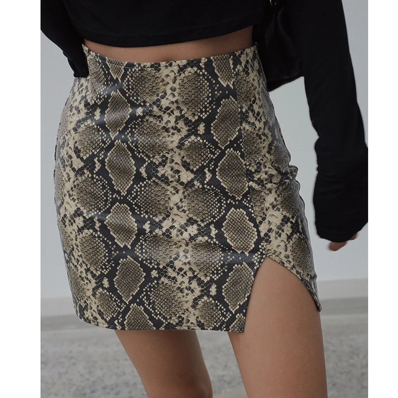 

Fashion Sexy Spring New Serpent Veins Print Real Leather Short Skirt Slim Fit Women Simple Split Feminino Wrap Buttocks