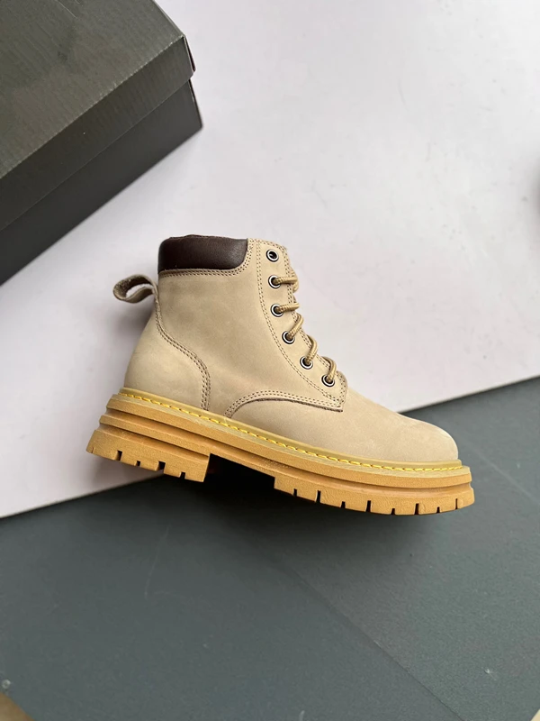 Withered Motorcycle Boots Retro Fashion Girls' Genuine Leather Thick Sole Casual Autumn/Winter Short Boots Women