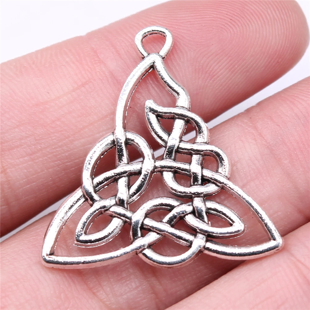 

50pcs Charms Wholesale 31x30mm Celtic Knot Charms Wholesale Antique Silver Color For Jewelry Making DIY Jewelry Findings