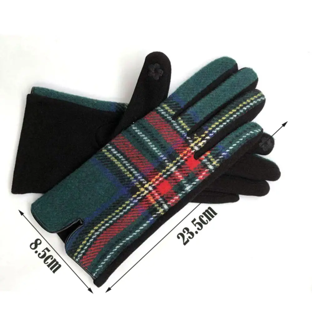 Women Warm Full Finger Gloves Retro Plaid Gloves Autumn and Winter Fashion Versatile Gothic Lolita Touch Screen Girl Gift