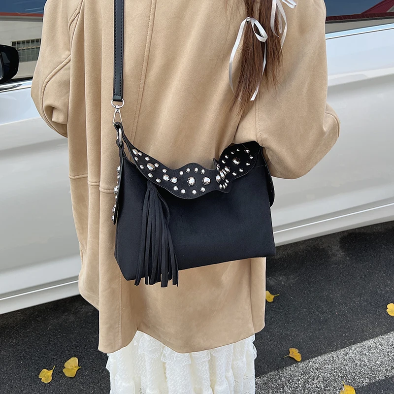 Women Girls Faux Suede Underarm Shoulder Bag Removable Strap Simple Shoulder Handbags Hobos Crossbody Bag for Work School Travel
