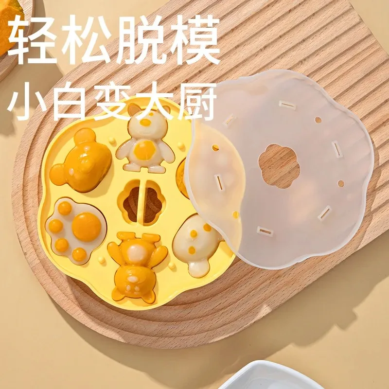Baby Complementary Food Mold Can Steam Food Grade Teddy Bear Silicone Steamed Cake Heat-resistant Cake Mold