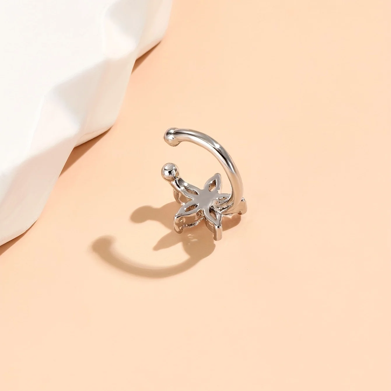 Glamour Lady exquisite simple zircon set flower earrings banquet jewelry - Image 6