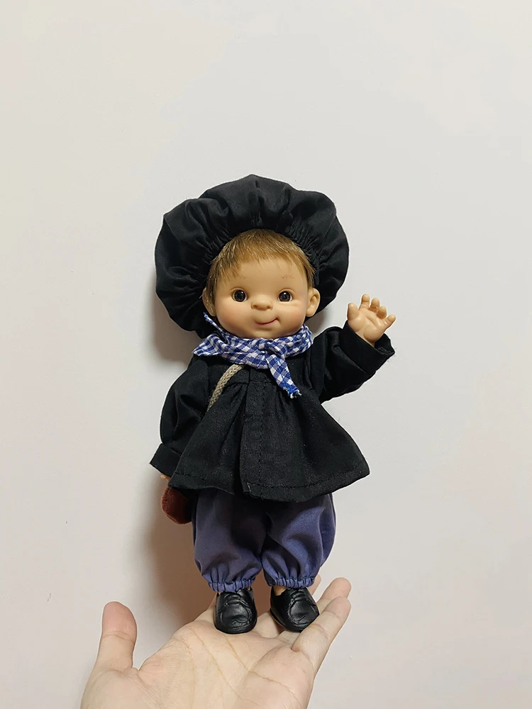 

Spanish Kids Retro Doll Cute Action Figure Collectible Model Dolls Kawaii Doll Clothes Ornaments Toy Birthday Gift Toys For Girl