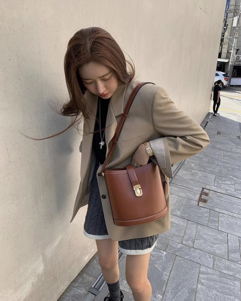 레트로 가죽 소가죽 통근용 버킷 백, 여성용 가방, 자동차 징위안 같은 스타일, 2024 신상