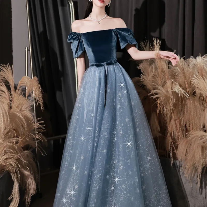 

Blue Dress New Sense Temperament Entry Niche Host Art Exam Performance