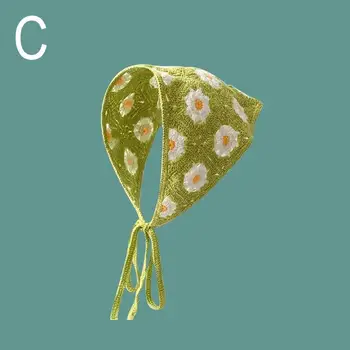 عصابة رأس مثلثة مجوفة مصنوعة يدويًا من الكروشيه 10