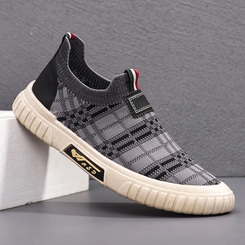 New Slip-on Loafers Mesh Breathable Men Shoes Fashion Fitness Sneakers Male Outdoor Casual Socks Shoes Sports Walking Flats Shoe 2