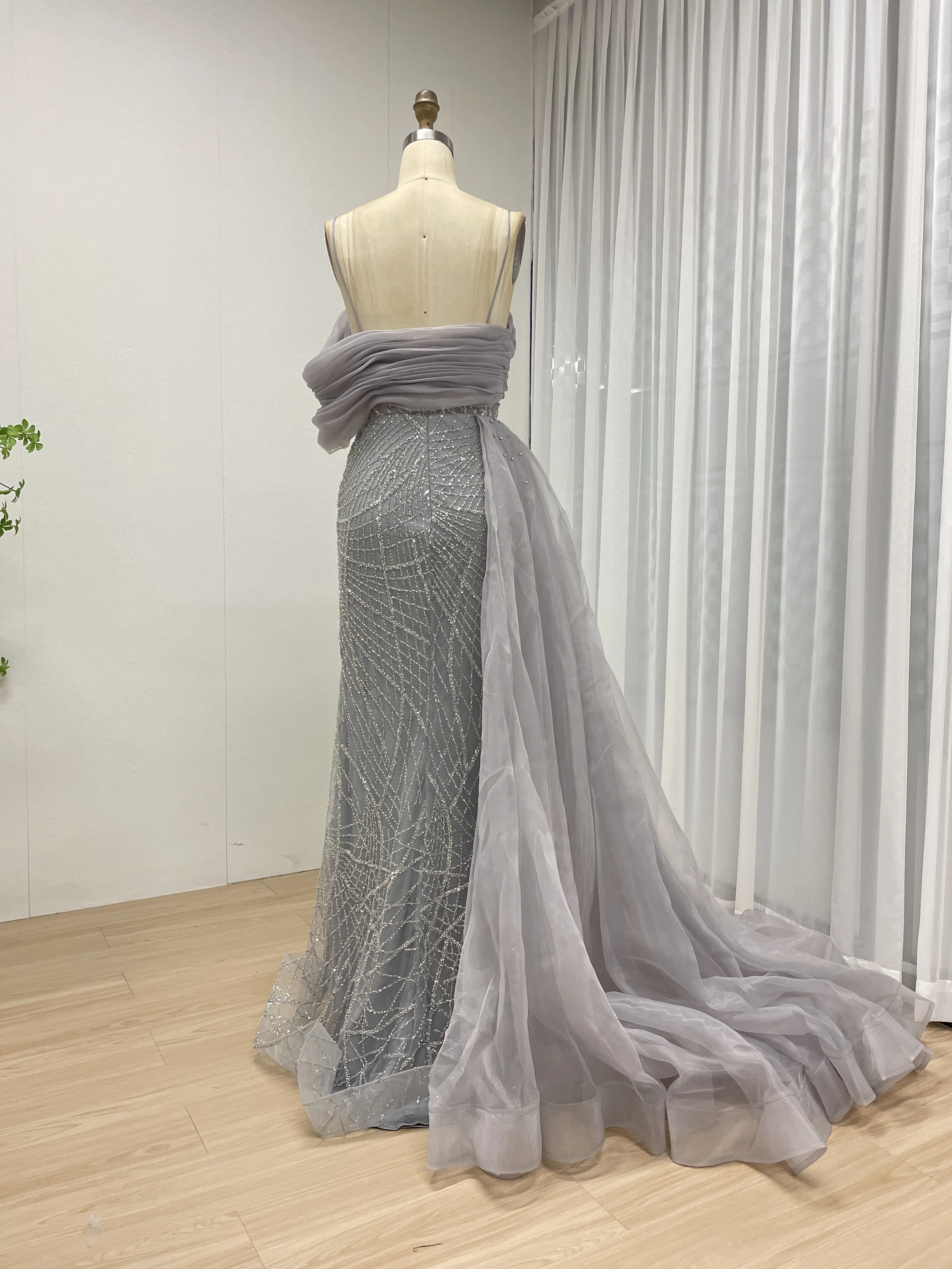 MYMB GRAU Pailletten-Meerjungfrau-Abendkleid mit Spaghettiträgern und transparenter Überrock-Schleppe für formelle Anlässe, Abschlussball-Events, neu MB40373 – Detail 4